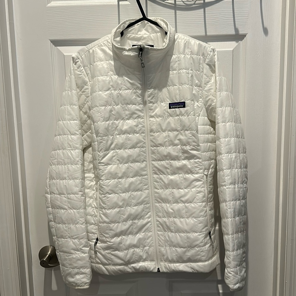 Patagonia Nano Puff Jacket - Women's (Birch White - size Large)